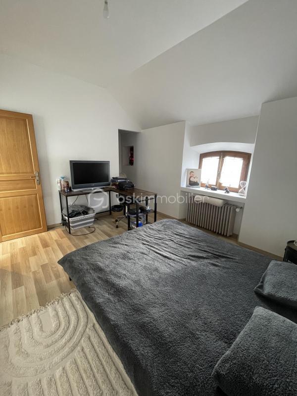 Maison ancienne - 180 m² - 6 pièces