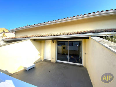 Immeuble - 18 pièces