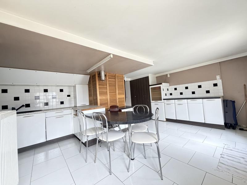 Maison traditionnelle - 91 m² - 4 pièces