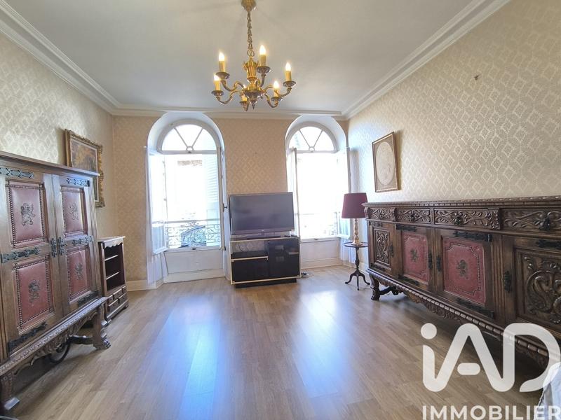 Maison - 170 m² - 8 pièces