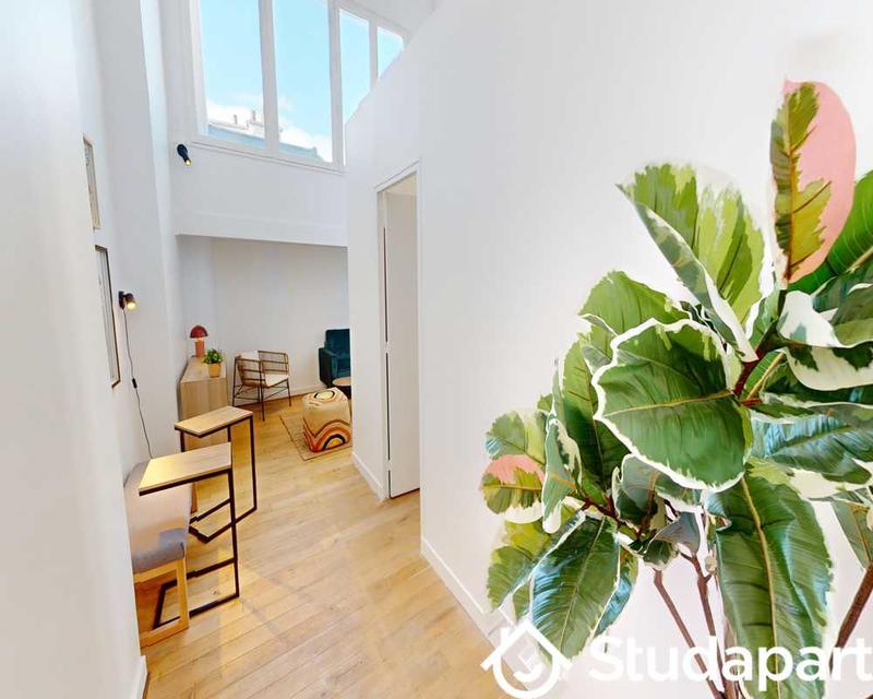 Chambre - 160 m² - 1 pièce