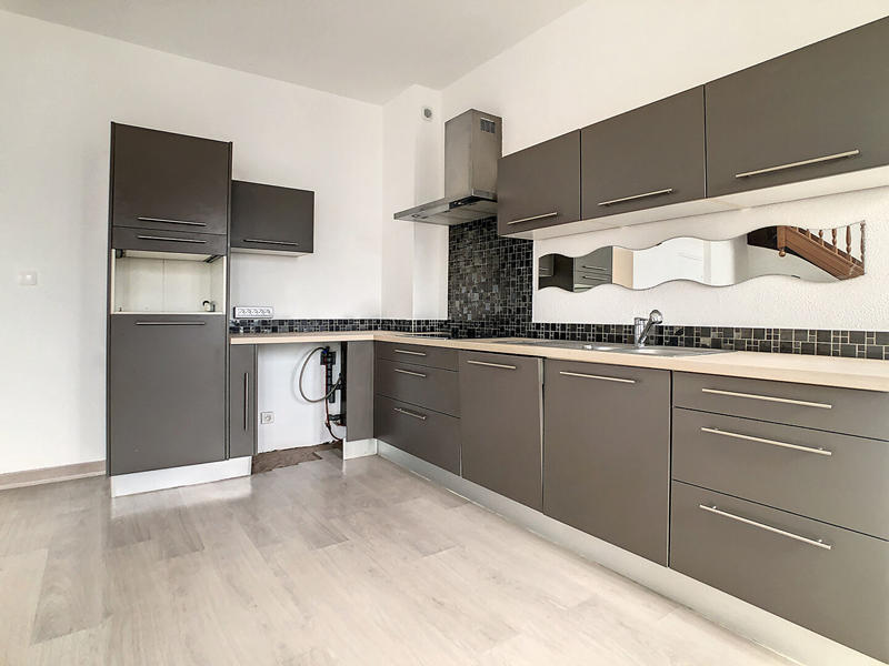 Appartement - 81 m² - 5 pièces