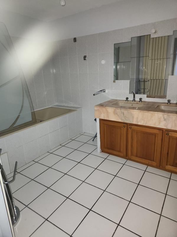 Maison - 164 m² - 6 pièces