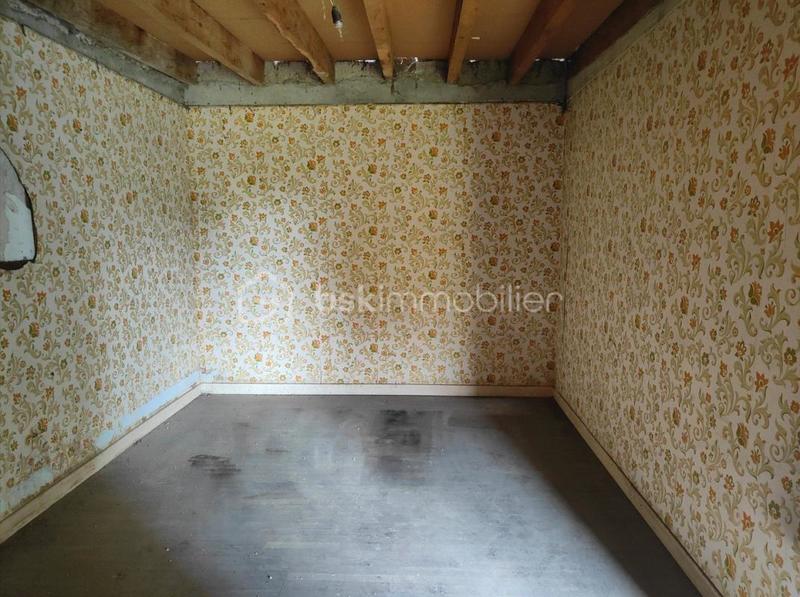 Maison - 400 m² - 6 pièces