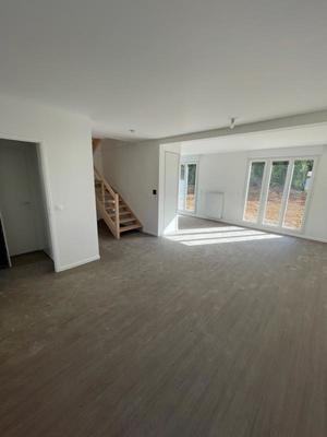 Maison - 91 m² - 5 pièces