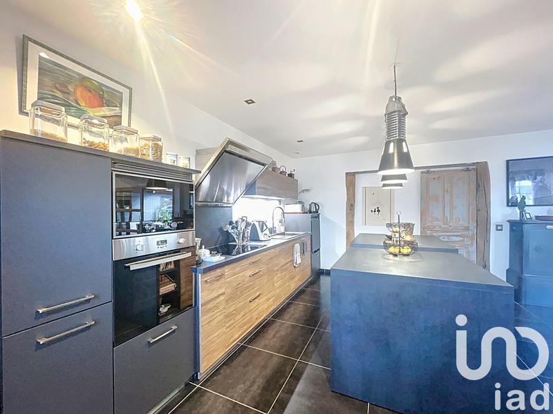 Loft - 150 m² - 3 pièces