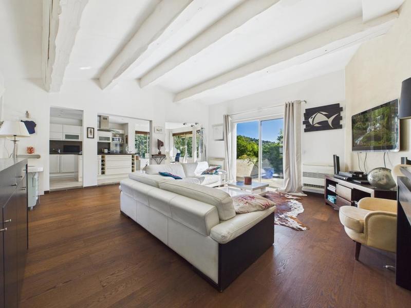 Maison - 145 m² - 5 pièces