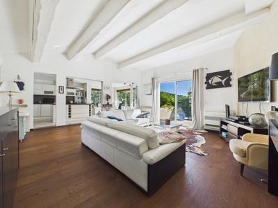 Maison - 145 m² - 5 pièces