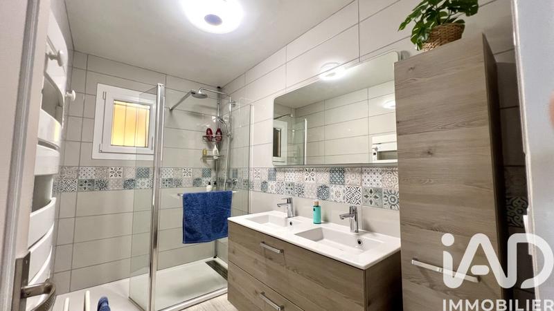 Maison - 96 m² - 4 pièces