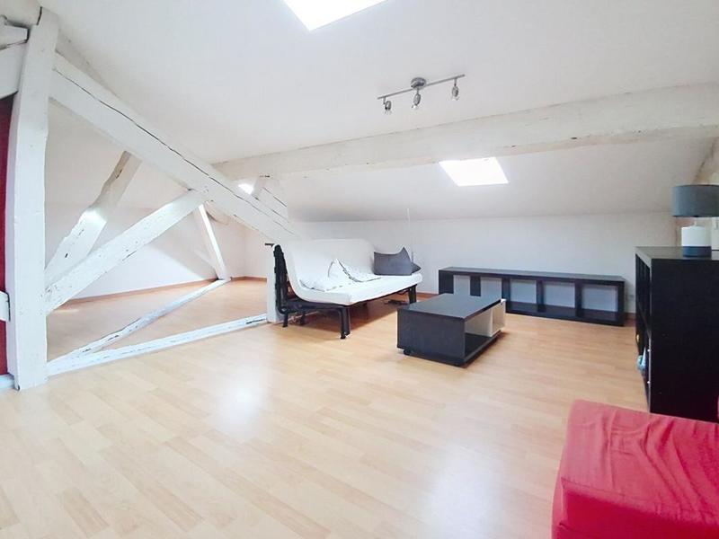 Appartement - 80 m² - 3 pièces