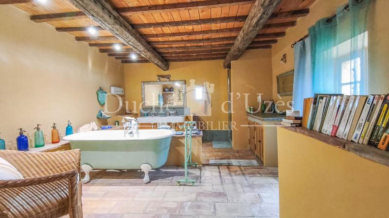 Maison - 275 m² - 7 pièces