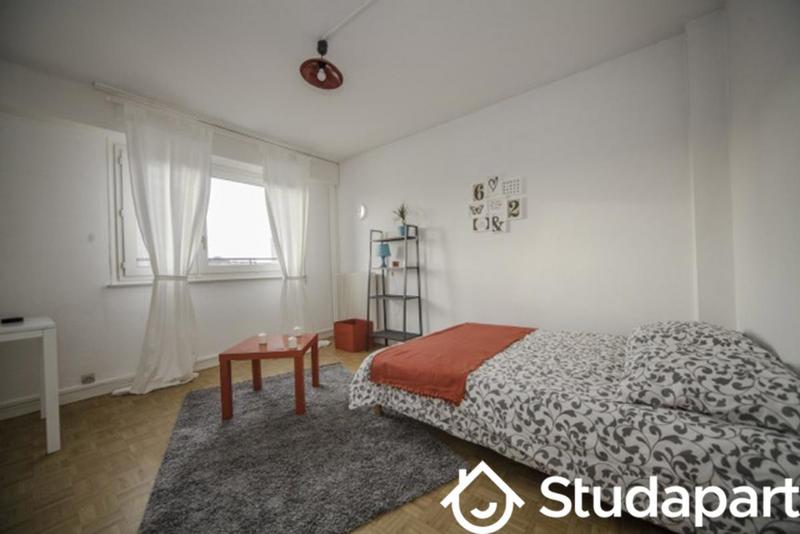 Chambre - 16 m² - 1 pièce