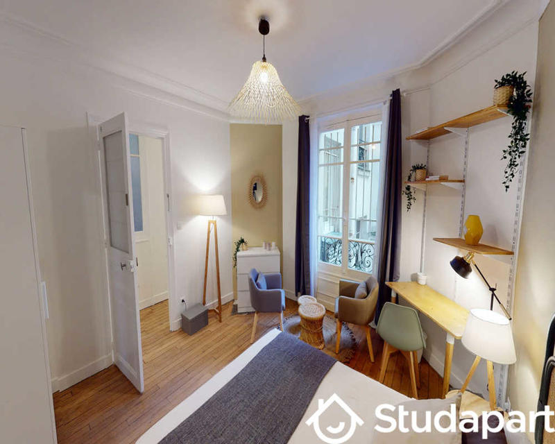 Chambre - 70 m² - 1 pièce