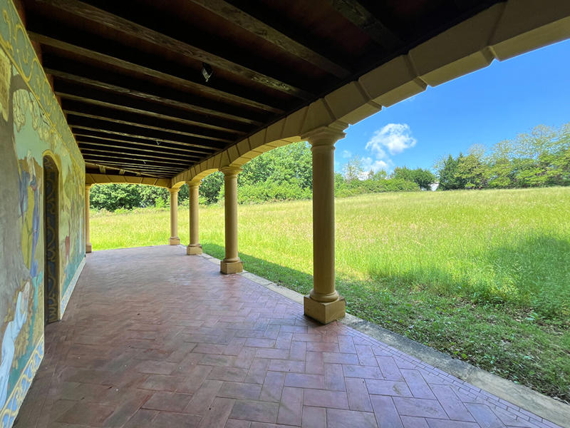 Maison - 210 m² - 7 pièces