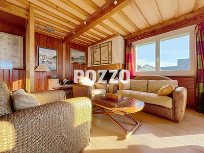 Maison - 201 m² - 16 pièces