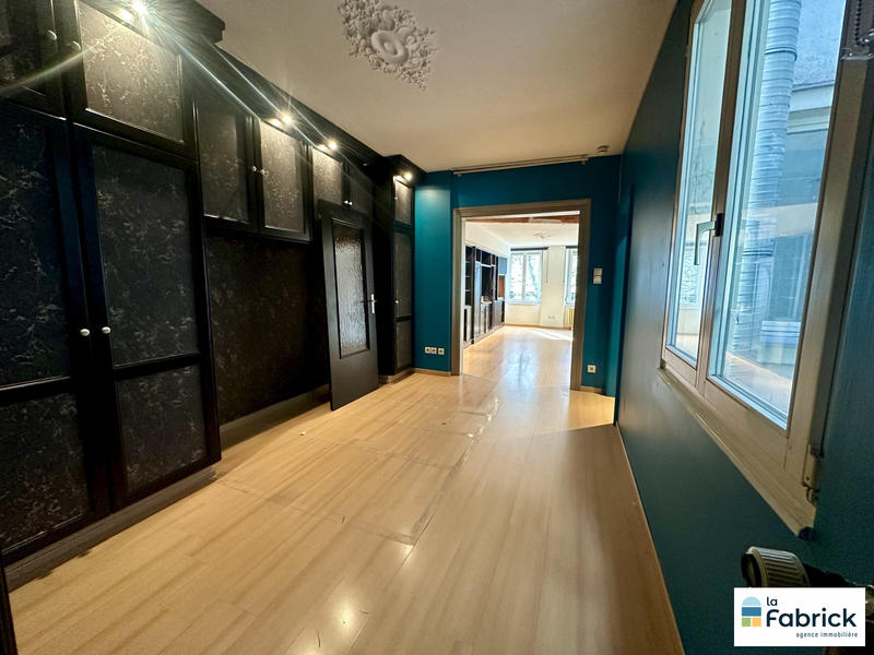 Appartement - 92 m² - 3 pièces