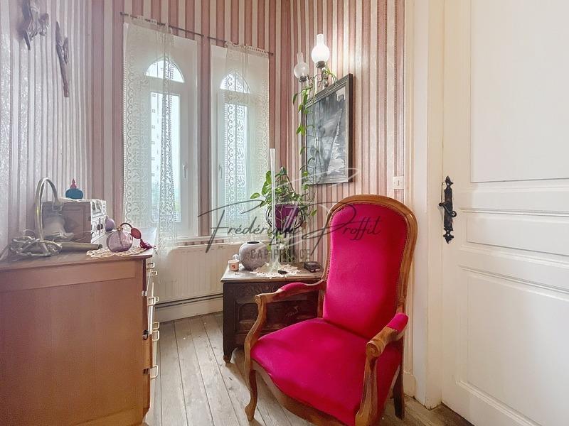 Maison bourgeoise - 325 m² - 7 pièces