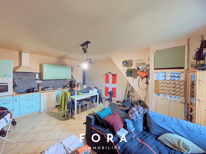 Maison - 85 m² - 5 pièces