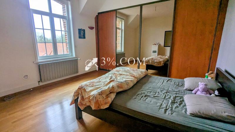 Propriété - 230 m² - 7 pièces