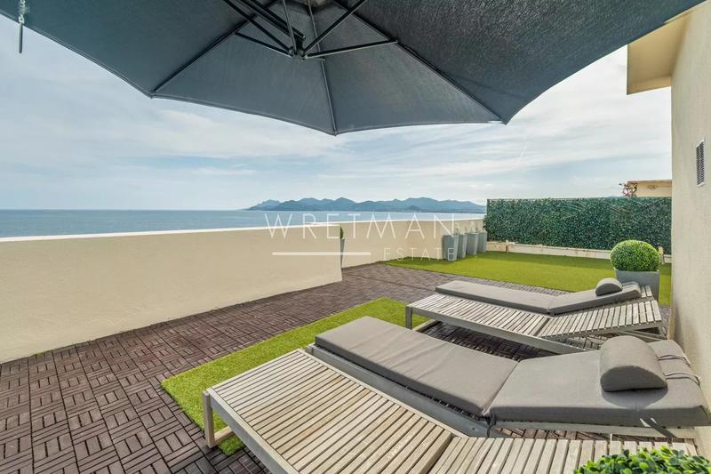 Appartement - 185 m² - 7 pièces