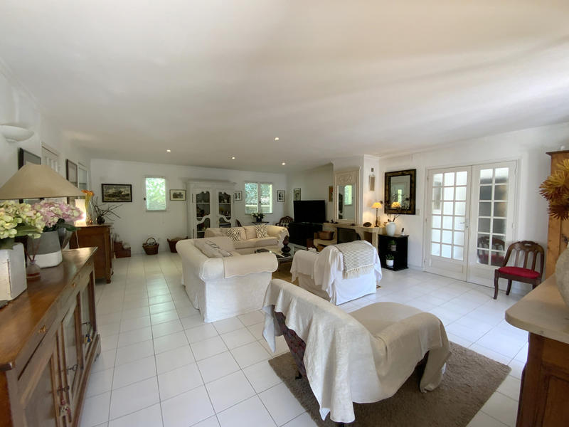 Maison - 145 m² - 4 pièces