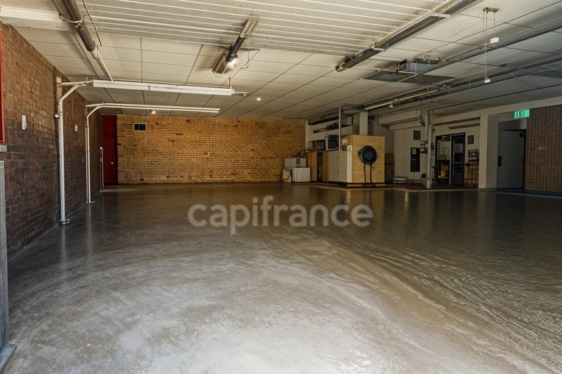 Maison - 272 m² - 10 pièces