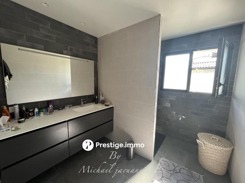 Villa - 102 m² - 3 pièces