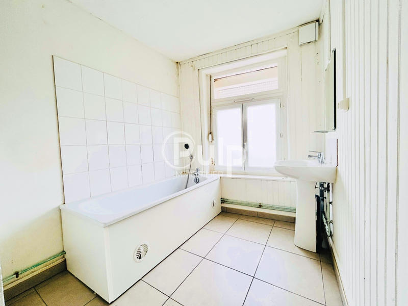 Maison - 56 m² - 4 pièces