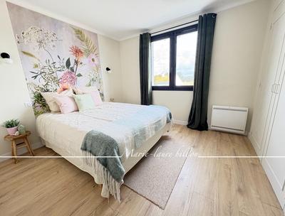 Maison - 177 m² - 7 pièces