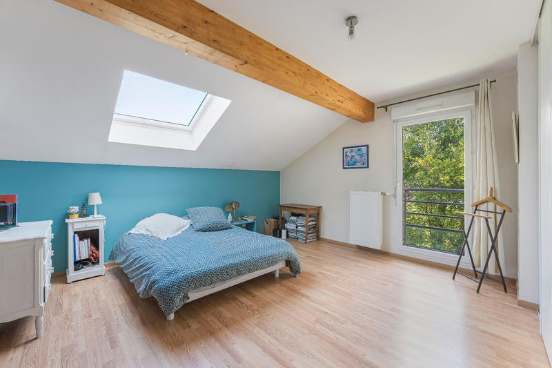 Maison - 159 m² - 7 pièces