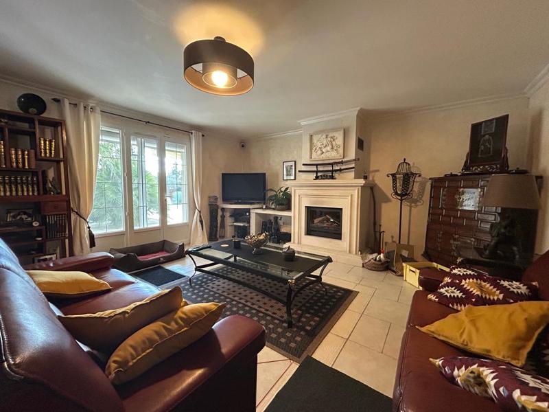 Maison - 160 m² - 4 pièces