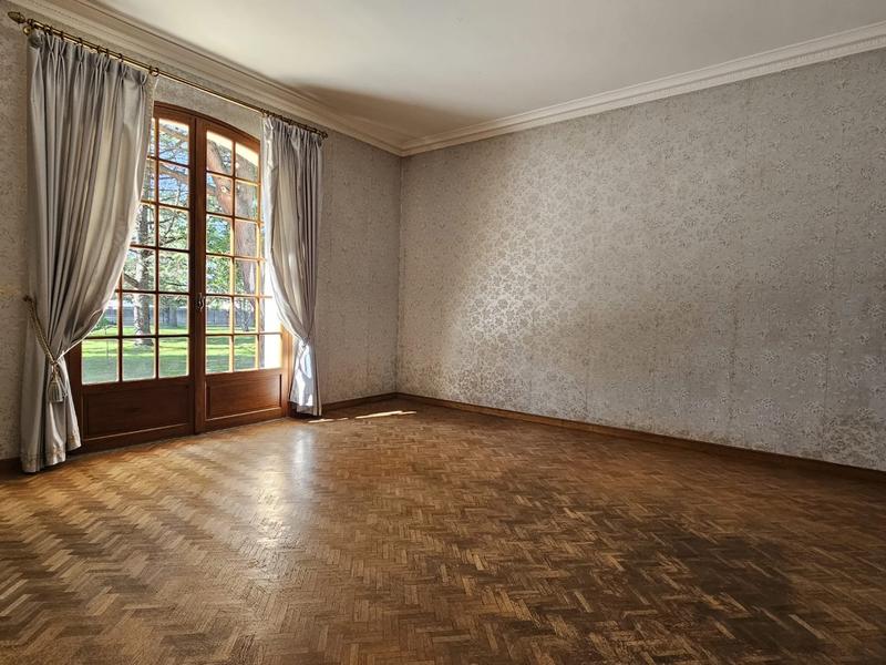 Villa - 250 m² - 6 pièces