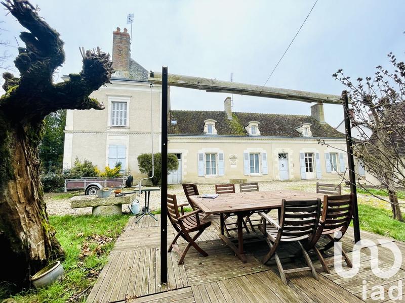 Maison - 245 m² - 11 pièces