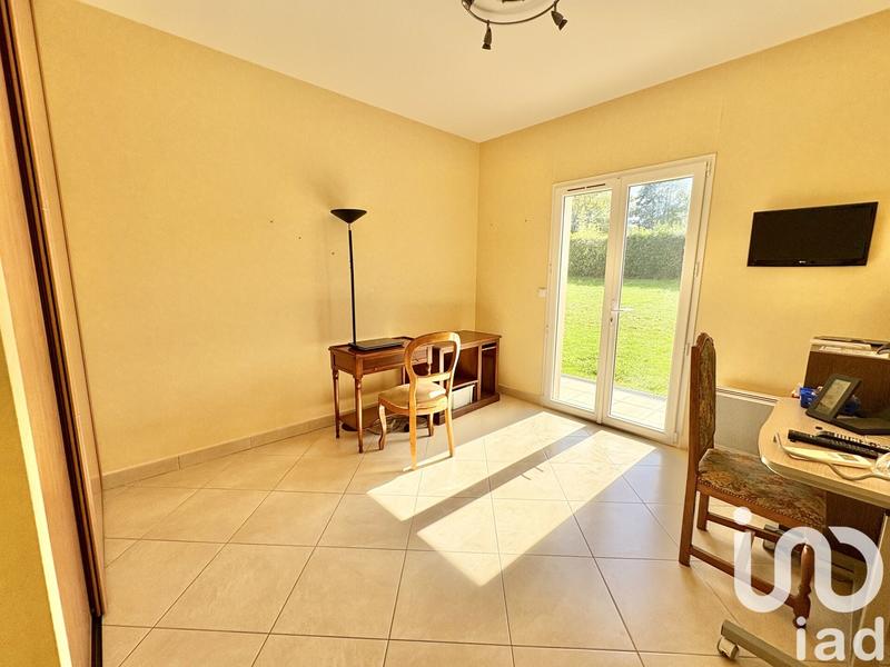 Maison - 224 m² - 8 pièces