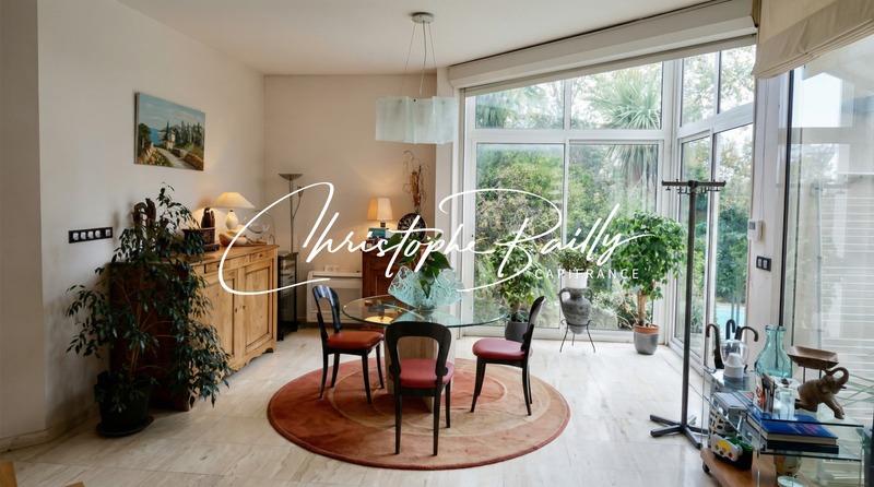 Maison d'architecte - 195 m² - 8 pièces