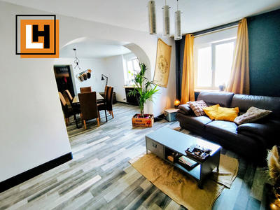 Maison - 163 m² - 8 pièces