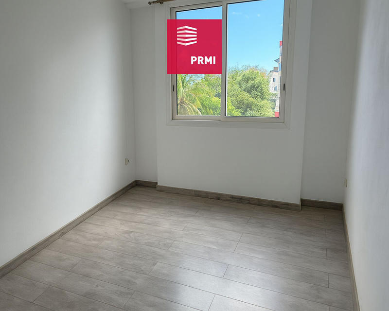 Appartement - 79 m² - 4 pièces