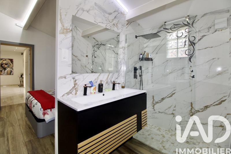 Maison - 145 m² - 5 pièces