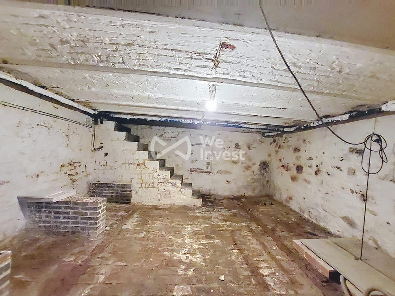 Maison - 217 m² - 8 pièces