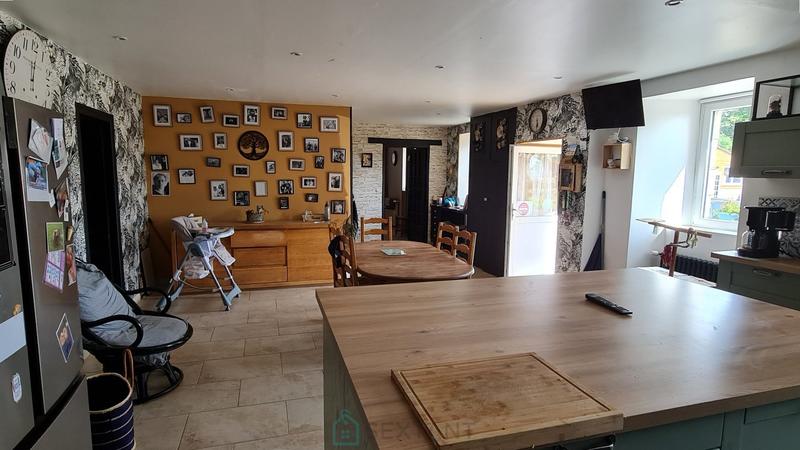 Propriété - 170 m² - 7 pièces