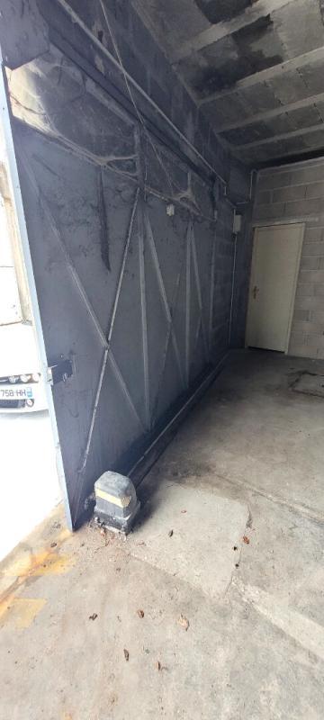 Garage - 73 m²