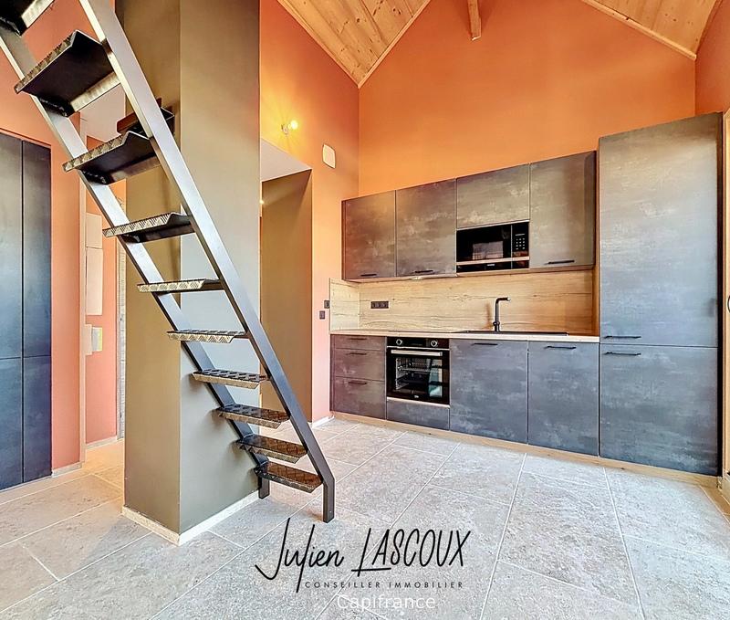 Appartement - 100 m² - 3 pièces