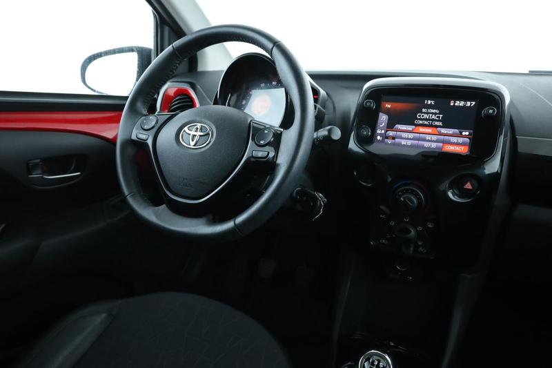 Toyota Aygo 1.0 Vvt-i X-Clusiv 5p 72 ch