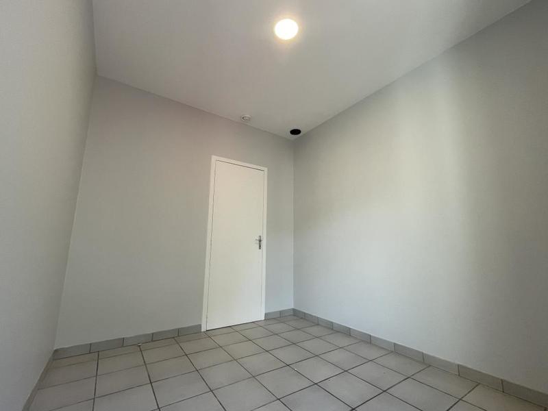 Bureau - 128 m² - 11 pièces