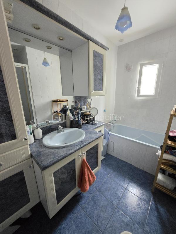 Pavillon - 175 m² - 6 pièces