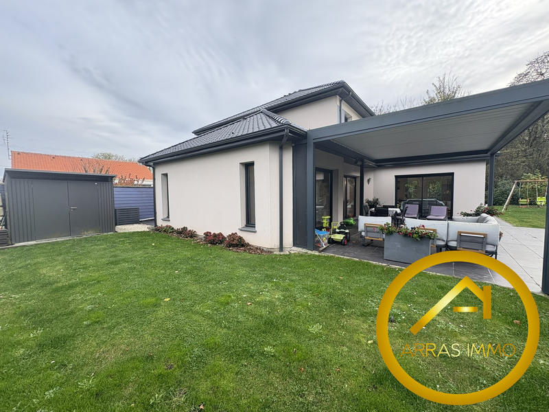 Maison - 136 m² - 4 pièces