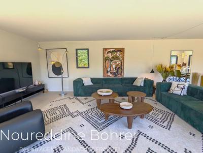 Villa - 260 m² - 7 pièces