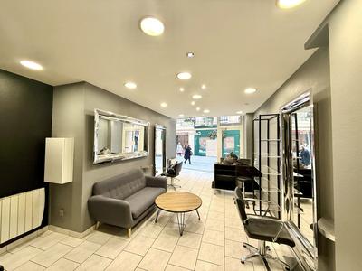 Local commercial - 68 m²