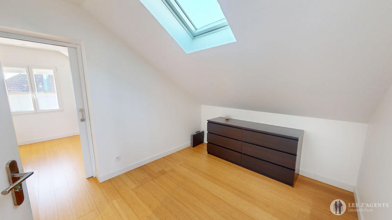 Maison - 138 m² - 5 pièces