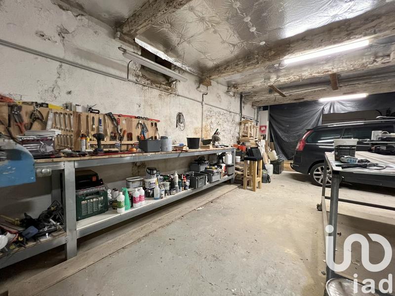 Maison - 240 m² - 7 pièces